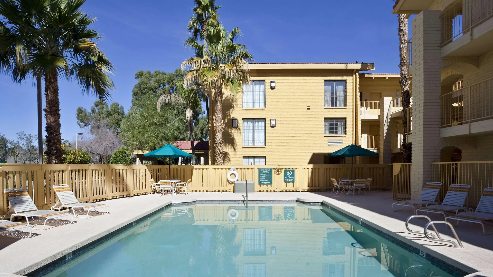 La Quinta Inn By Wyndham Phoenix Sky Harbor Airport Tempe