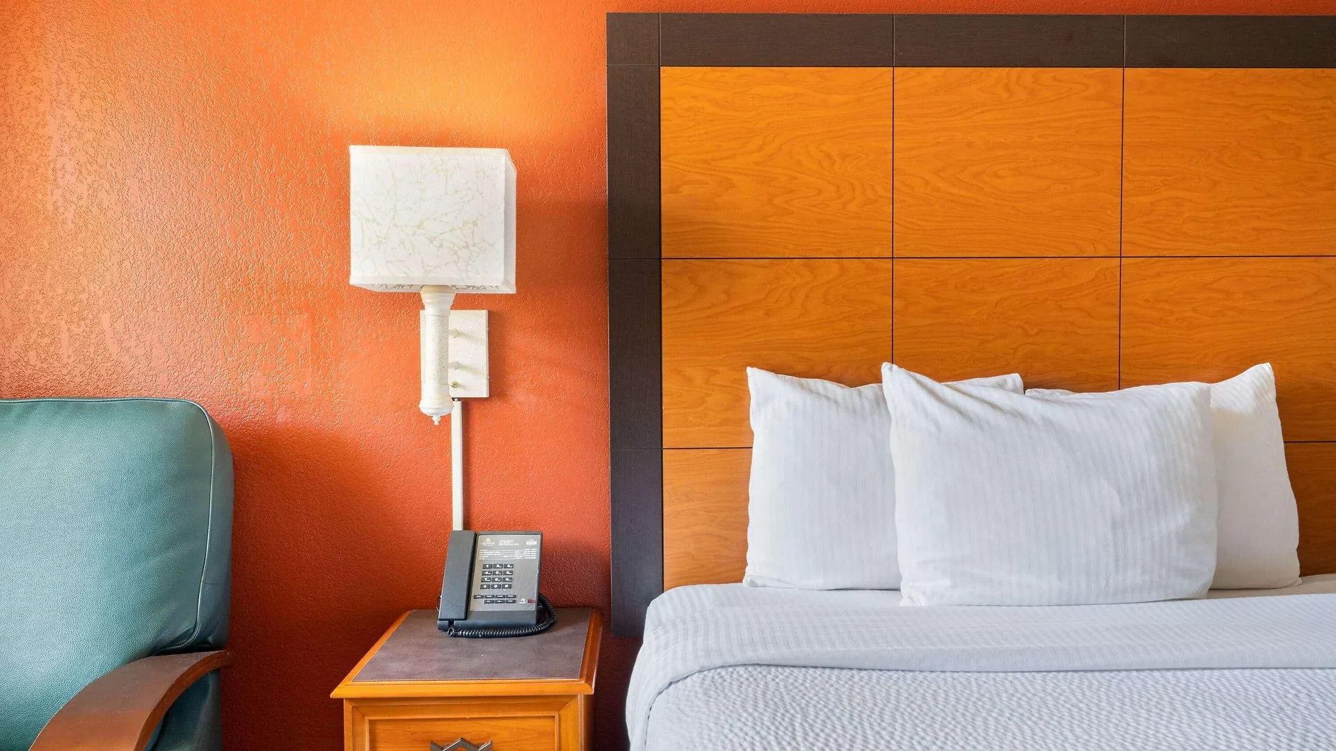 La Quinta Inn By Wyndham Phoenix Sky Harbor Airport Tempe 3*,  United States